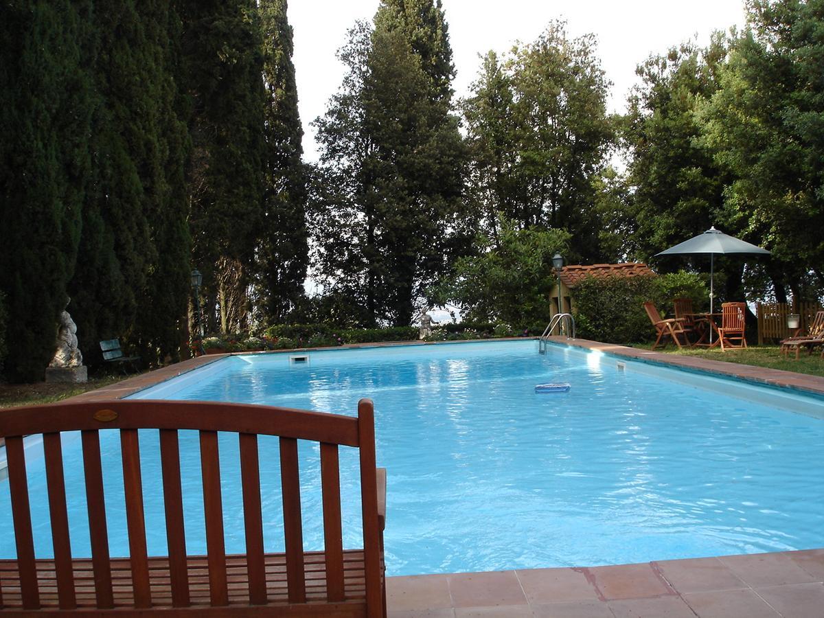 Tenuta Di Capezzana Bed & Breakfast Seano Ngoại thất bức ảnh