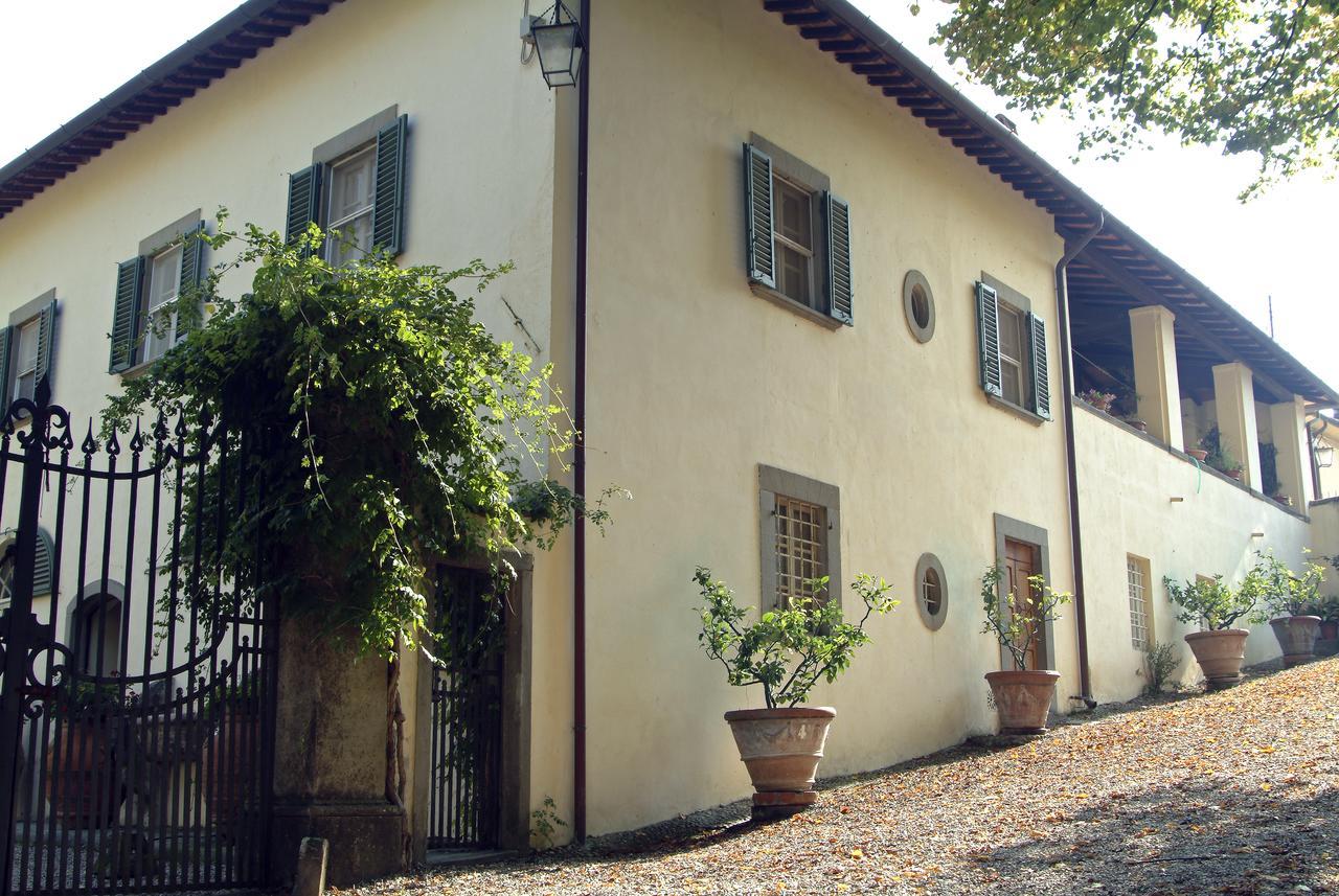 Tenuta Di Capezzana Bed & Breakfast Seano Ngoại thất bức ảnh