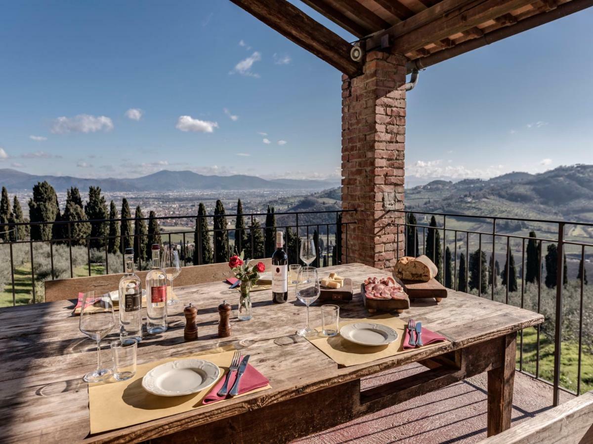 Tenuta Di Capezzana Bed & Breakfast Seano Ngoại thất bức ảnh