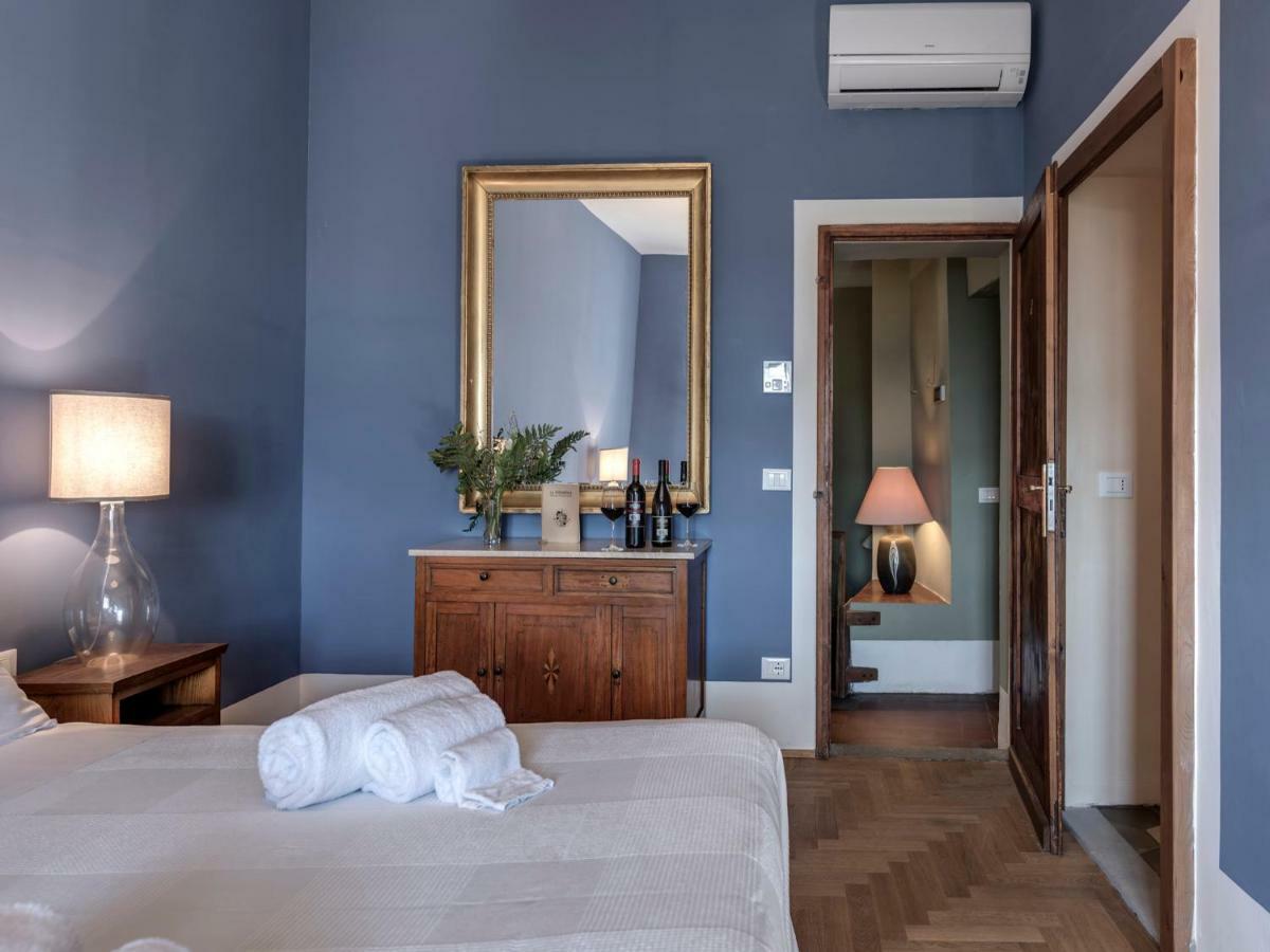 Tenuta Di Capezzana Bed & Breakfast Seano Ngoại thất bức ảnh