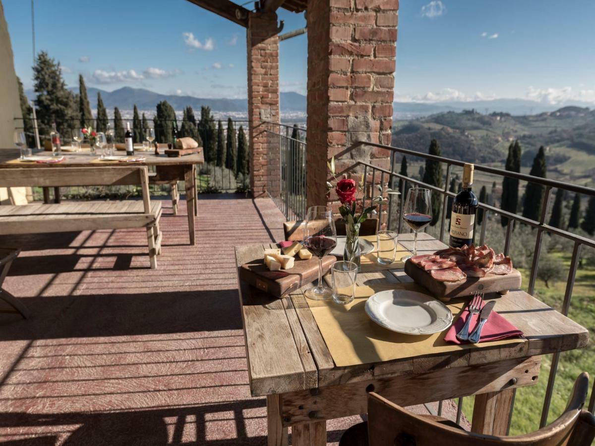 Tenuta Di Capezzana Bed & Breakfast Seano Ngoại thất bức ảnh