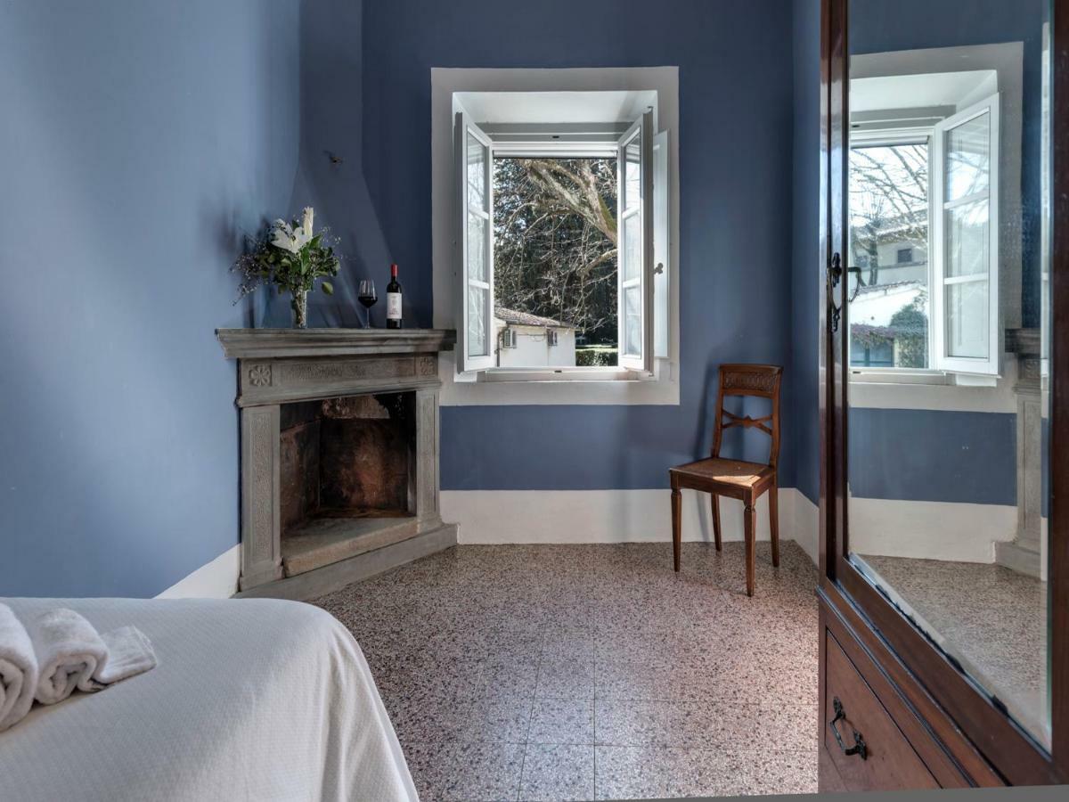 Tenuta Di Capezzana Bed & Breakfast Seano Ngoại thất bức ảnh