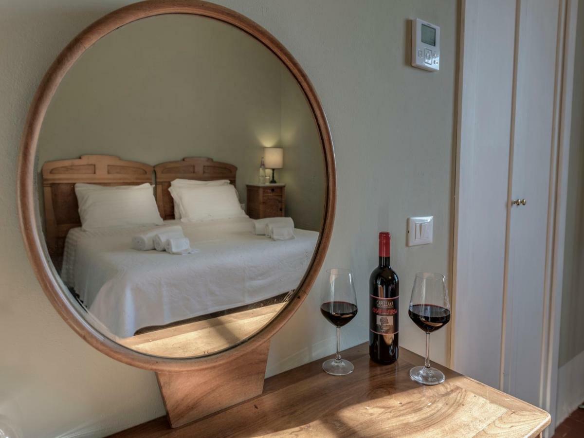 Tenuta Di Capezzana Bed & Breakfast Seano Ngoại thất bức ảnh